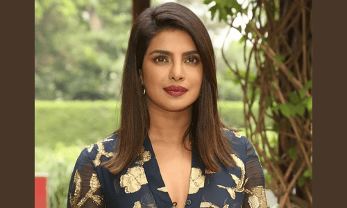 Priyanka Chopra Jonas, listed among the most beautiful women in the world, stunning in a glamorous look.