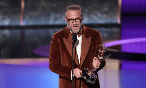 Seth Rogen holding Emmy Award 2025 for Best Lead Actor in a Comedy Series for The Studio.