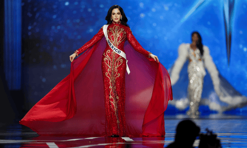 Fátima Bosch on stage after being crowned Miss Universe 2025 in Thailand.