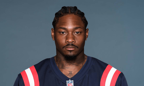 Stefon Diggs on the football field as NFL fans react to Cardi B welcoming baby No. 4