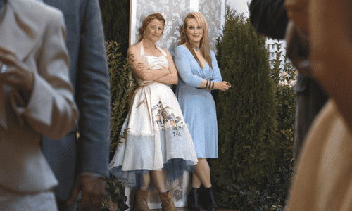 Meryl Streep next to her daughter Mamie Gummer in the film Ricki and the Flash.