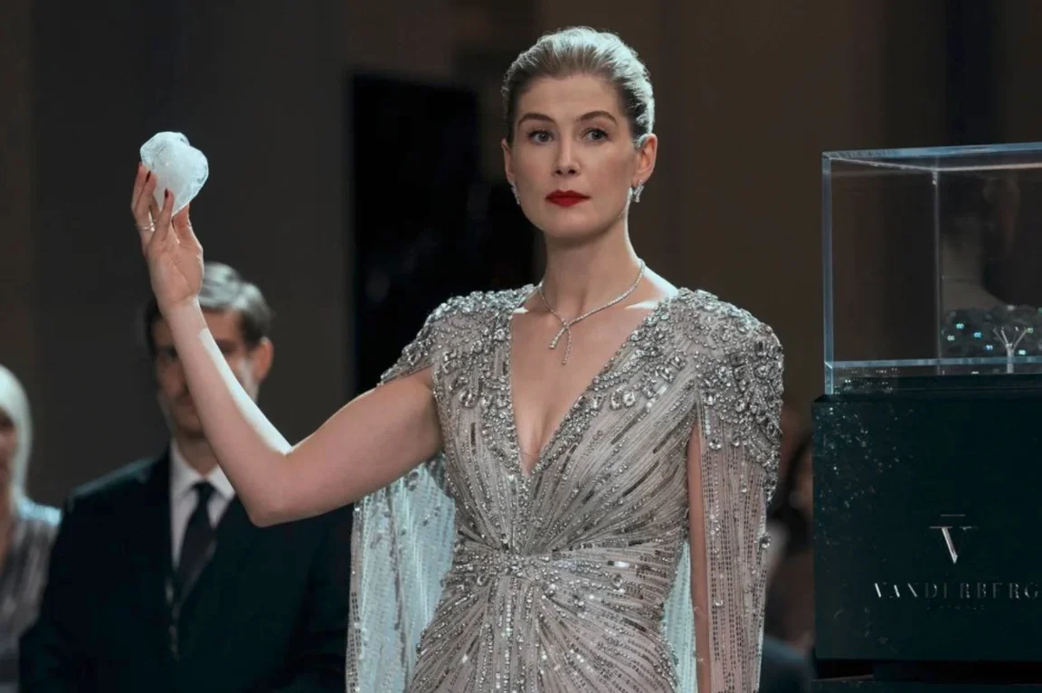 Rosamund Pike: The Elegant Villain Who Truly Owns Our Souls!
