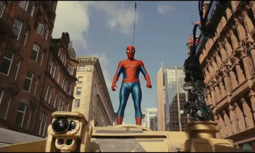 Spider-Man in New York City in the Brand New Day final trailer