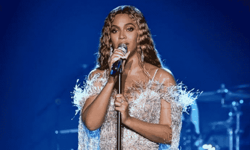 Beyoncé performing on stage