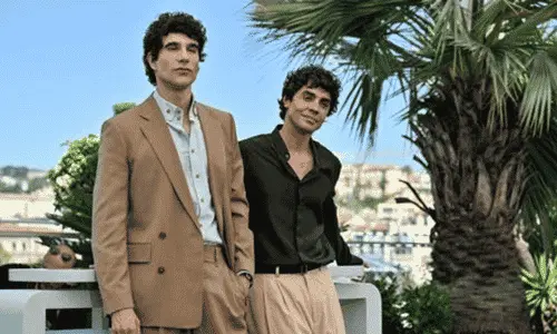 Javier Ambrossi and Javier Calvo posing together at a film event