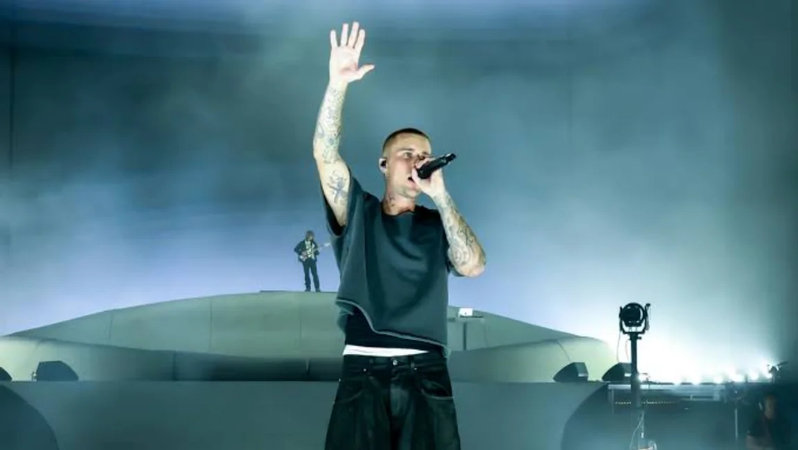 Justin Bieber performing Beauty and a Beat as the song makes a global comeback on music charts